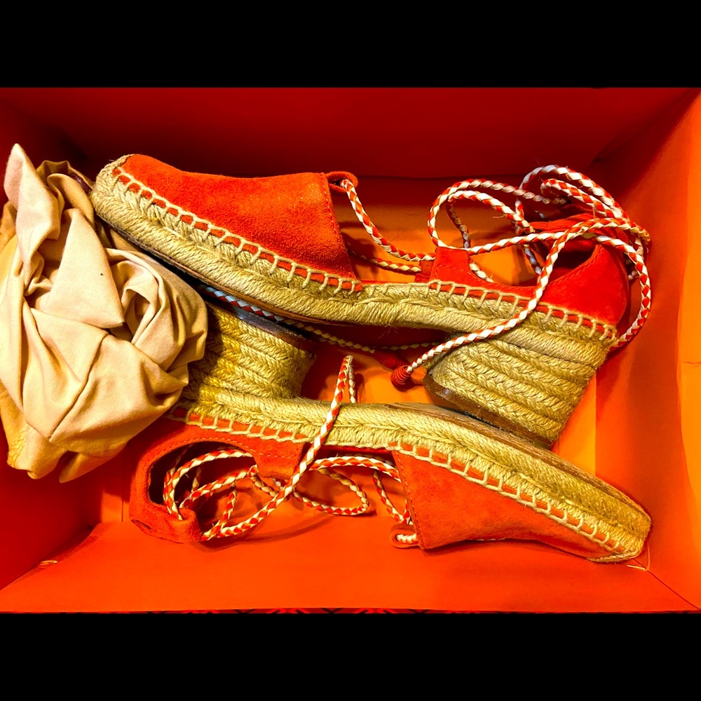 Beautiful Tory Burch espadrille shoes